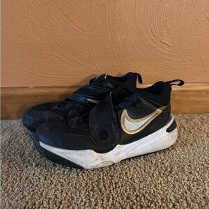 Nike Kids Black and Gold Sneakers